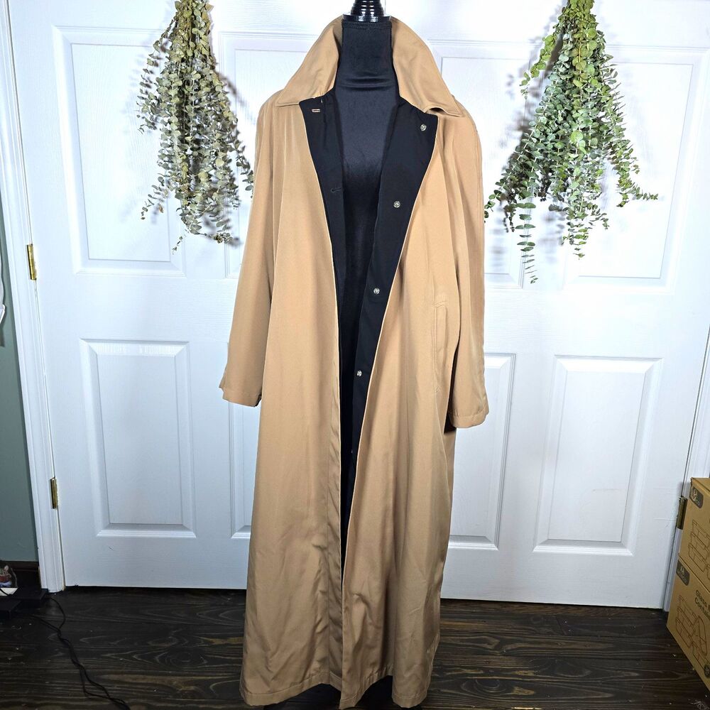 Misty Harbor Women's Beige Hooded Lined Long Raincoat Coat Size 20 Plus